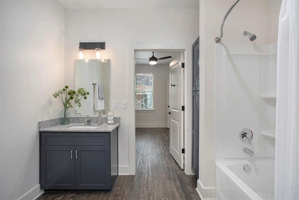 Premier Lofts Bathroom