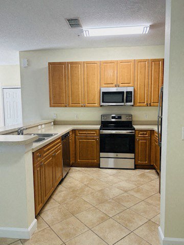 Estates At Lake Cecile