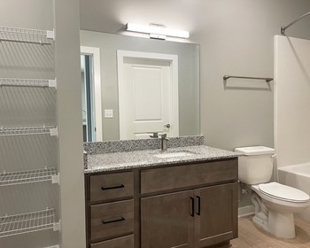 Ridgeview at Northgate Bathroom - Photo Gallery 3