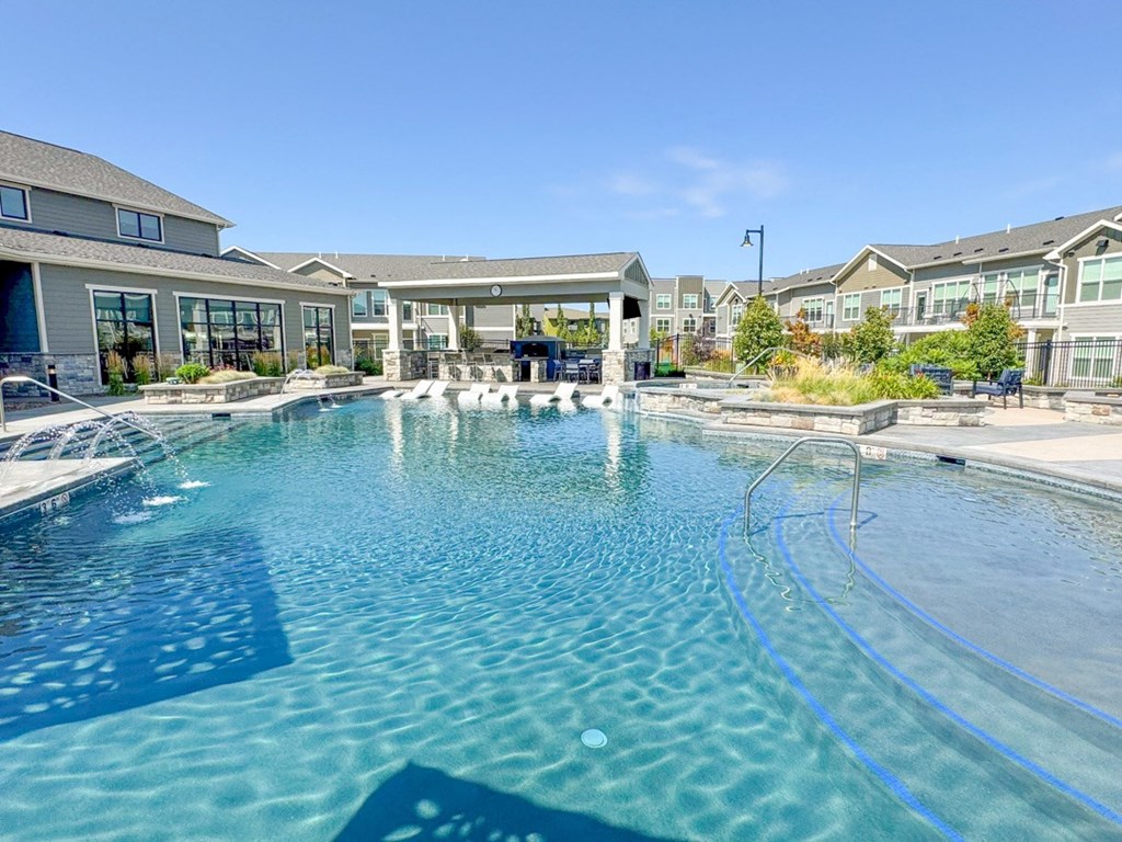 Icon Apartment Homes At Ferguson Farm