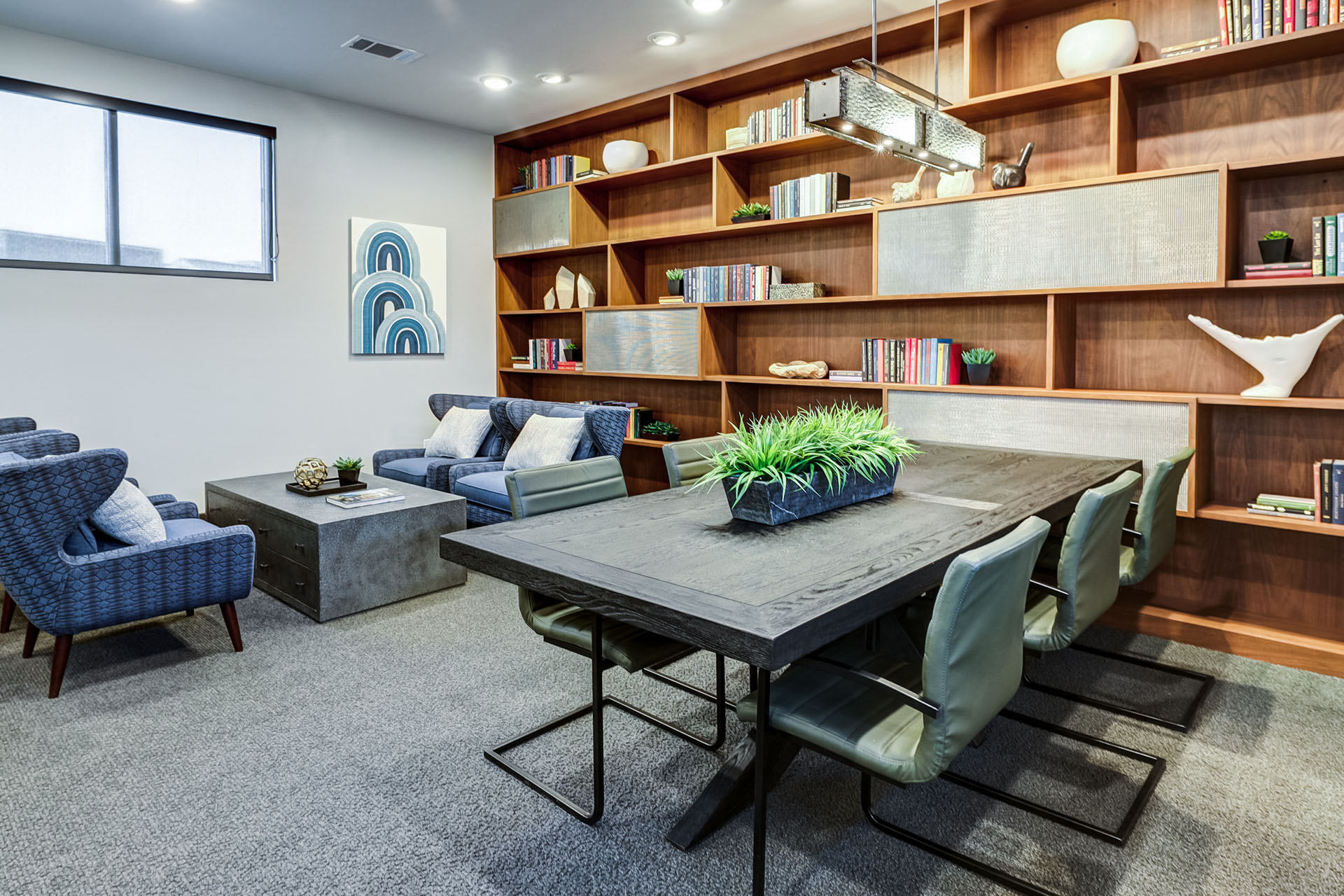 Icon Apartment Homes At Ferguson Farm (Phase I)