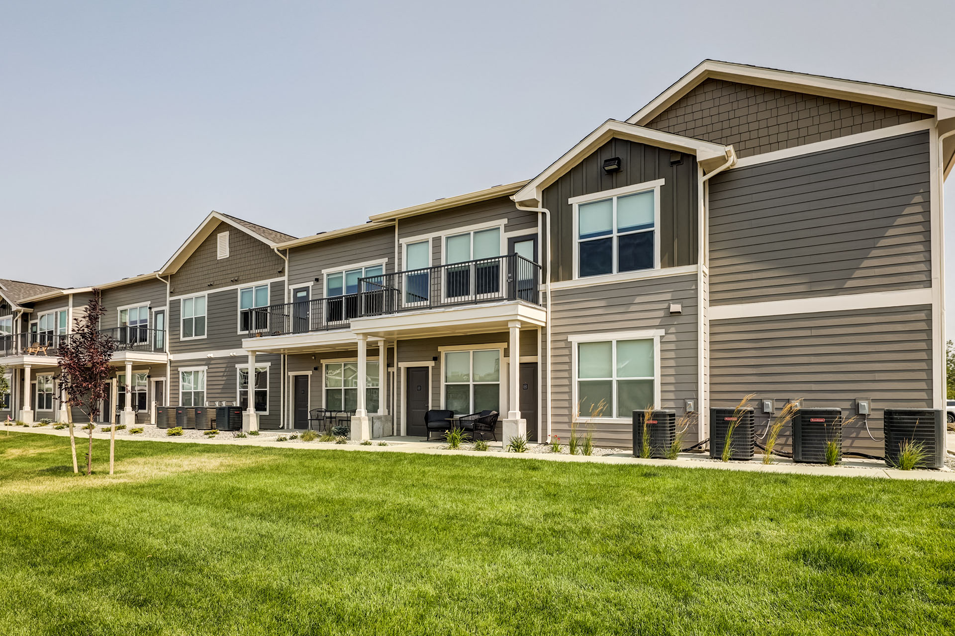 Icon Apartment Homes At Ferguson Farm (Phase I)