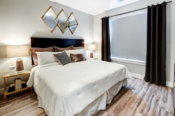 icon-at-ferguson-farm-bedroom - Photo Gallery 6