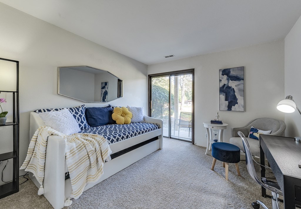 Willow Creek - Bedroom