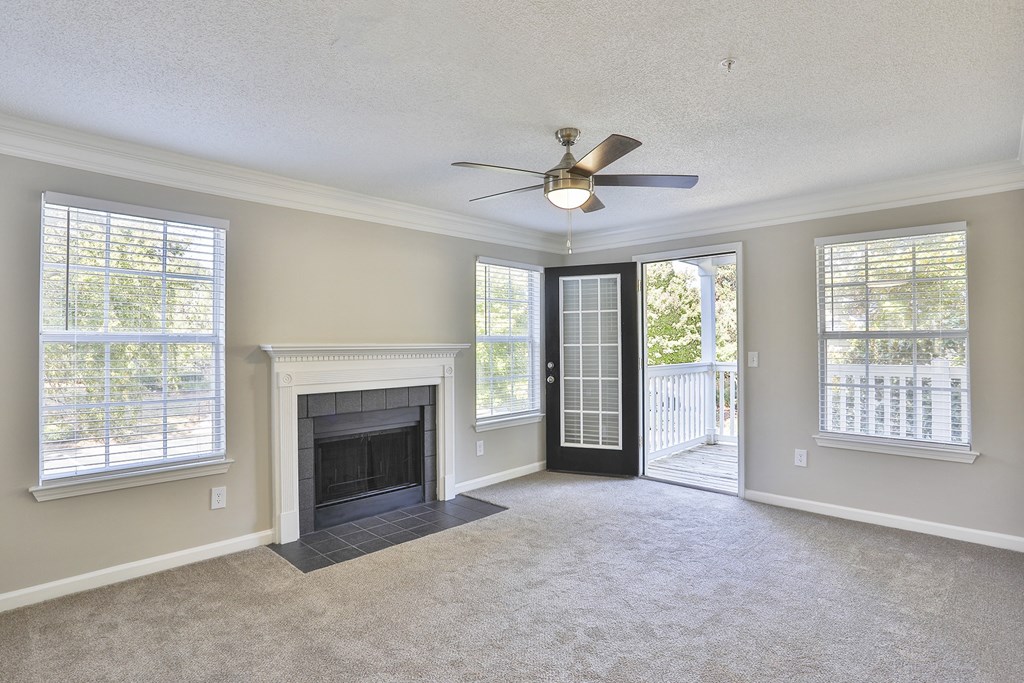 Unfurnished Living Area at Crestmont at Thornblade, Greenville, South Carolina