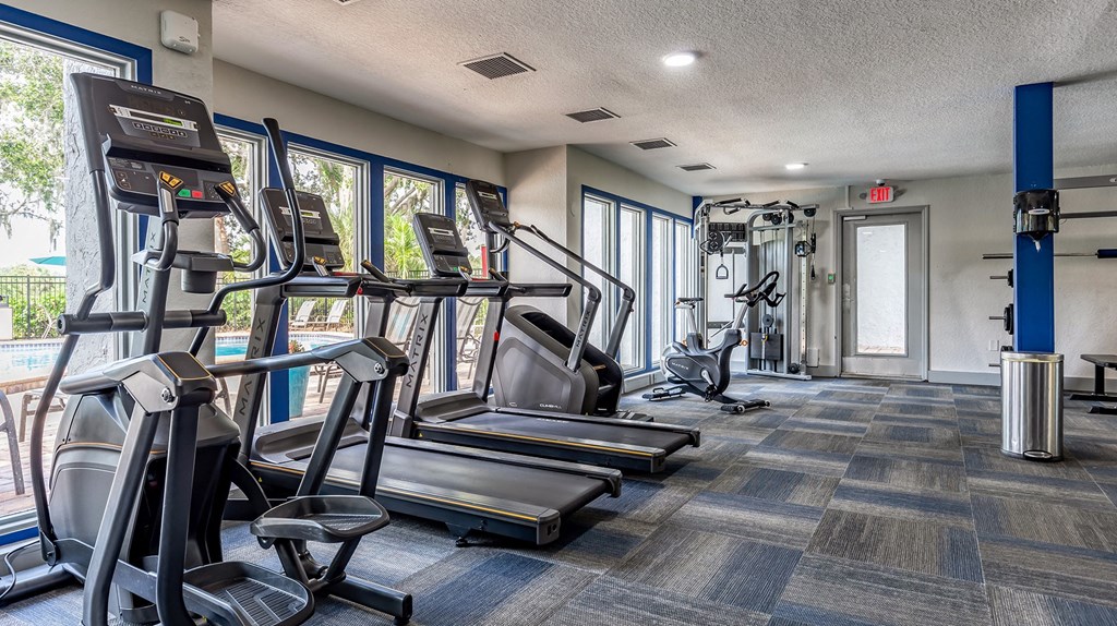 L'Estancia Apartment Homes