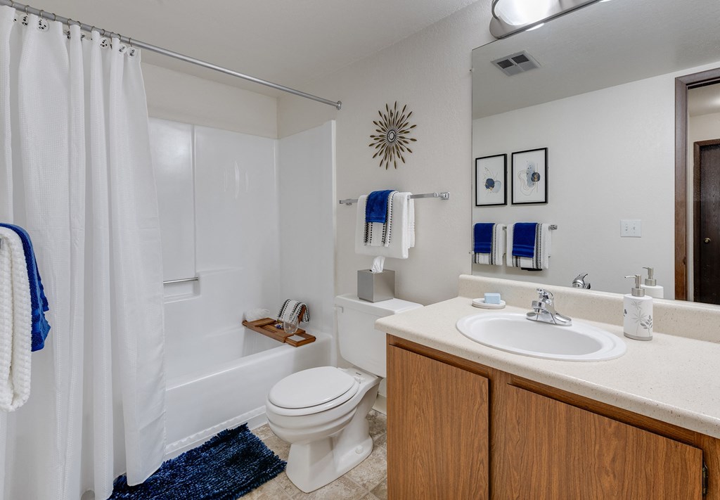 Willow Creek - Bathroom