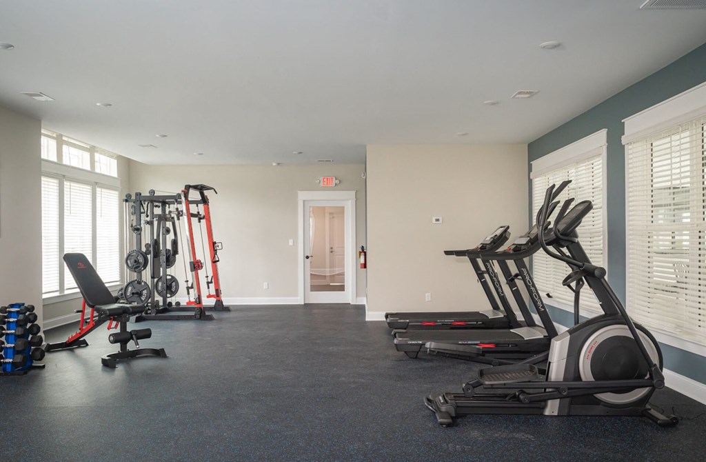the gym at the flats at big tex apartments