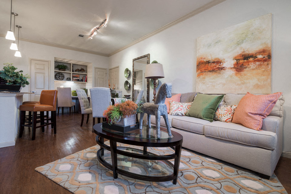 Living Room with Beautiful Painting at Faudree Ranch, Odessa, Texas