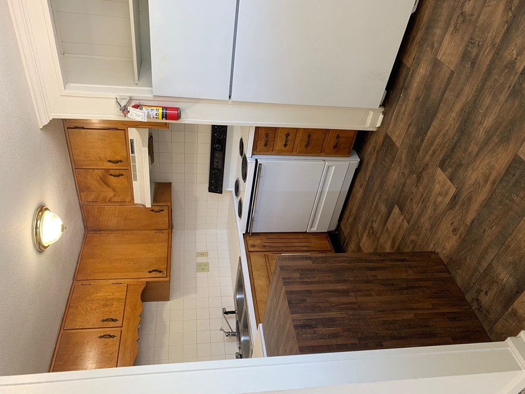 kitchen with appliances