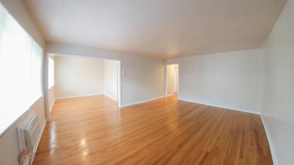 Highland IV Living Room