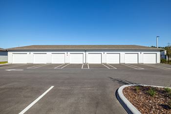 MADISON POINTE GARAGE