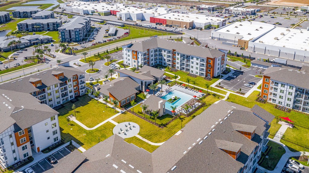 MADISON POINTE EXTERIOR