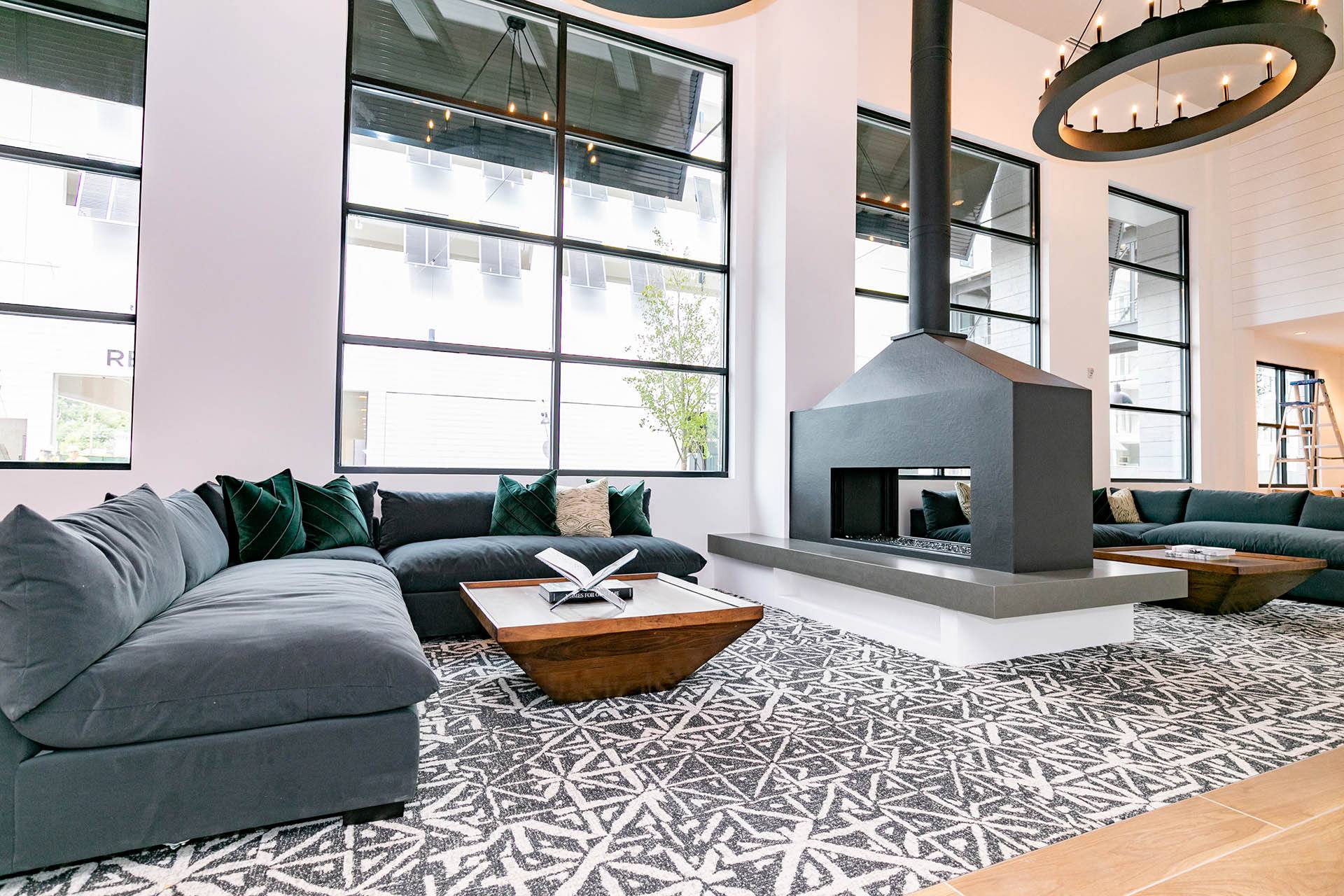 Luna Upper Westside