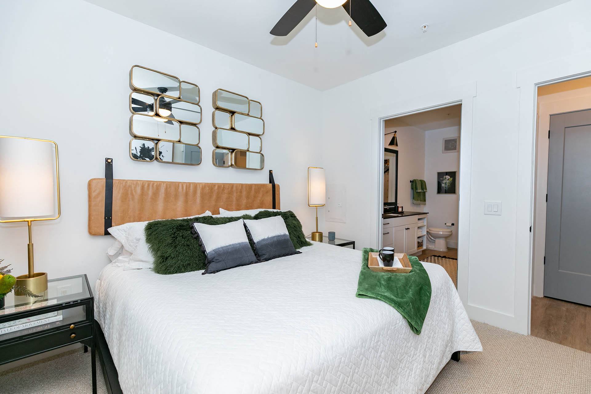 Luna Upper Westside