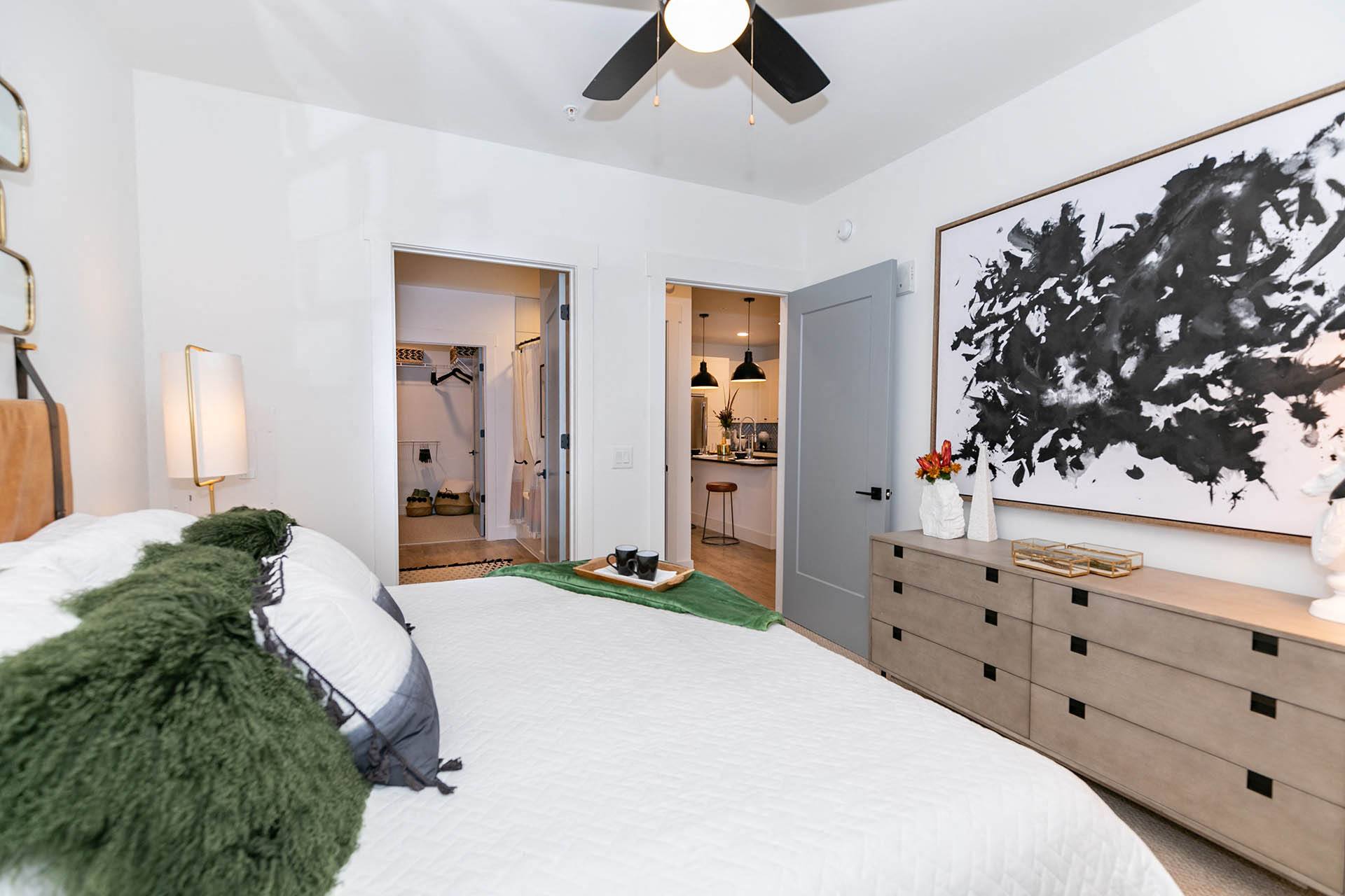Luna Upper Westside