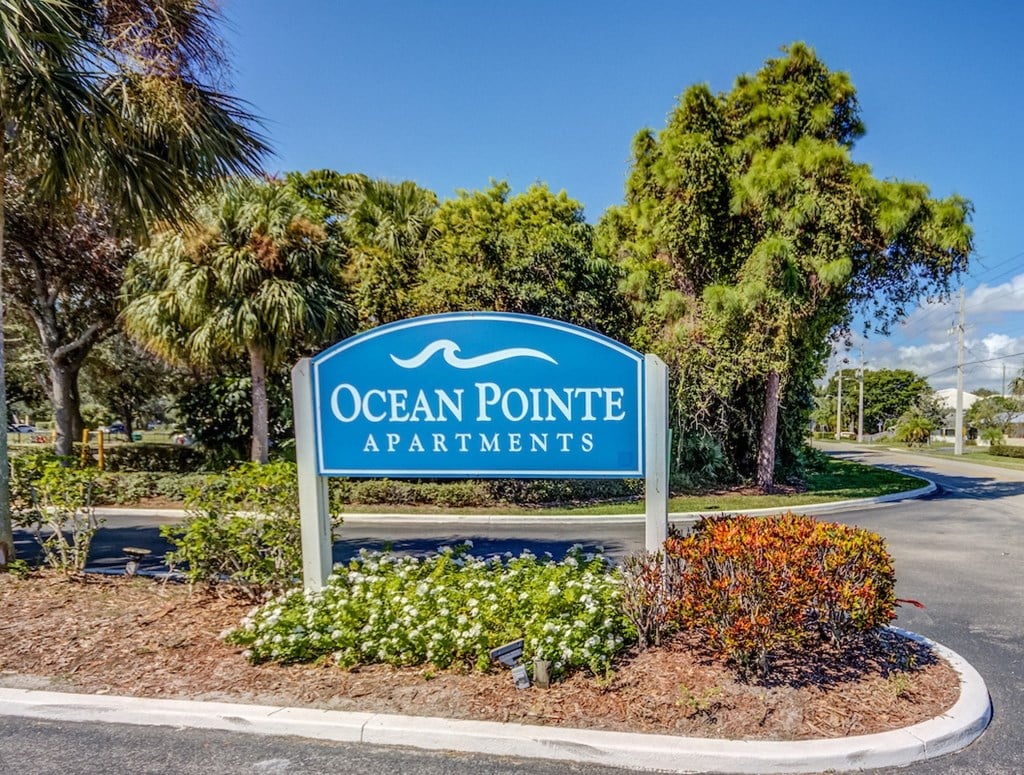 Ocean Pointe Apartments, 300 SE St Lucie Blvd, Stuart, FL - RentCafe