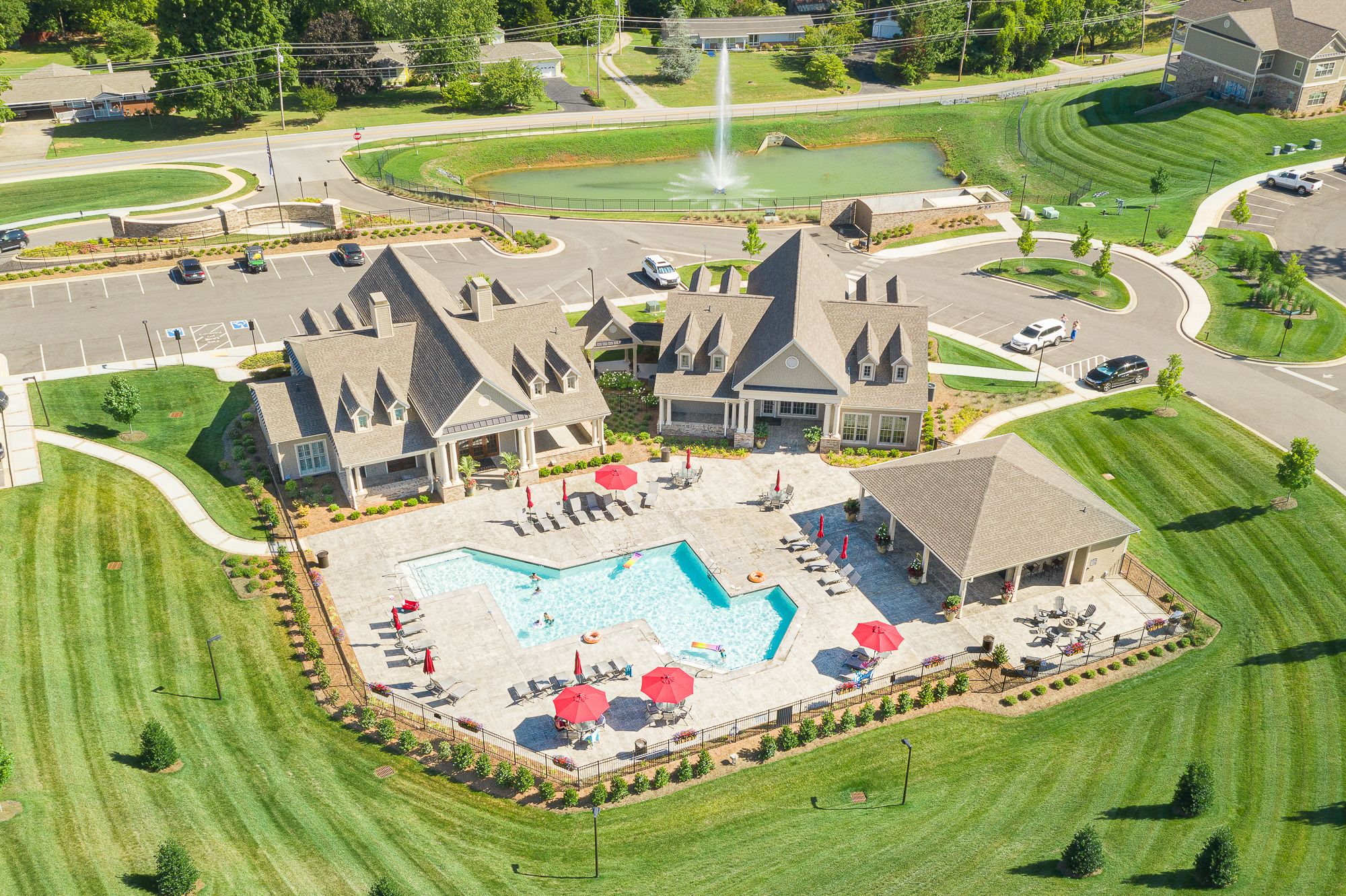 Pool Overview with Umbrellas and Sun Deck at Greystone Pointe, Tennessee, 37932