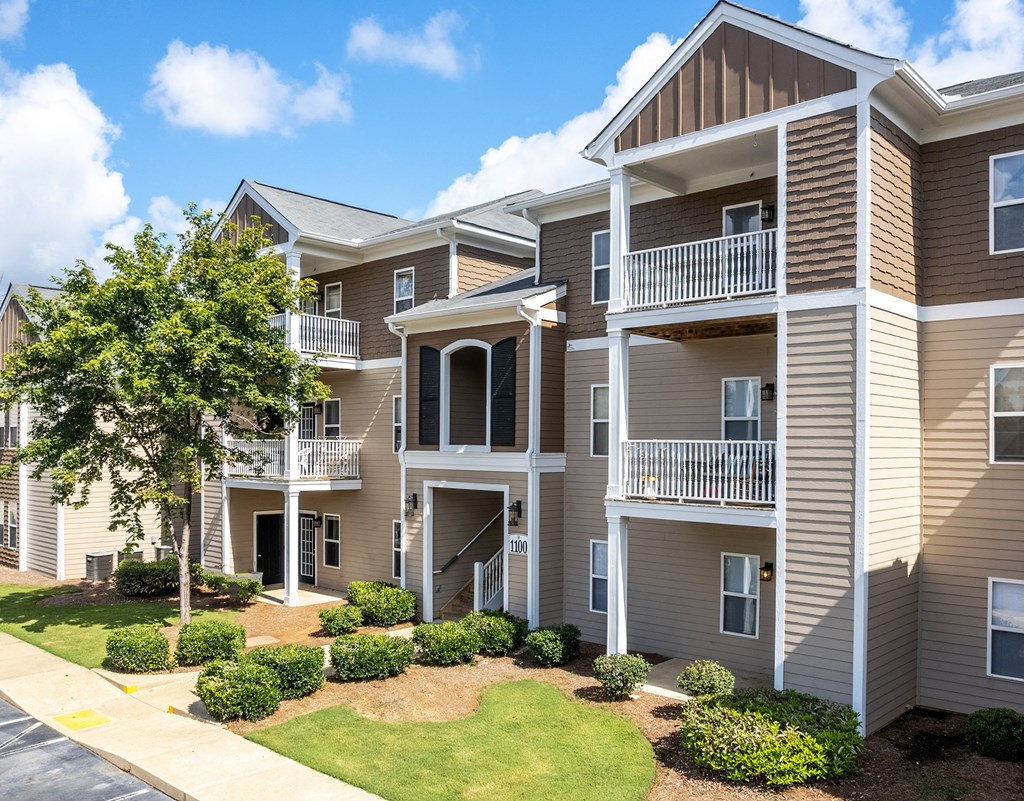Property Exterior at Woodland Trail, LaGrange, Georgia