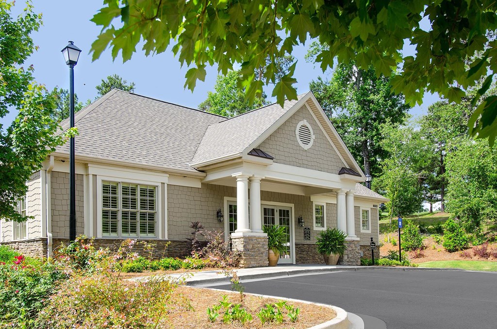 exterior leasing office