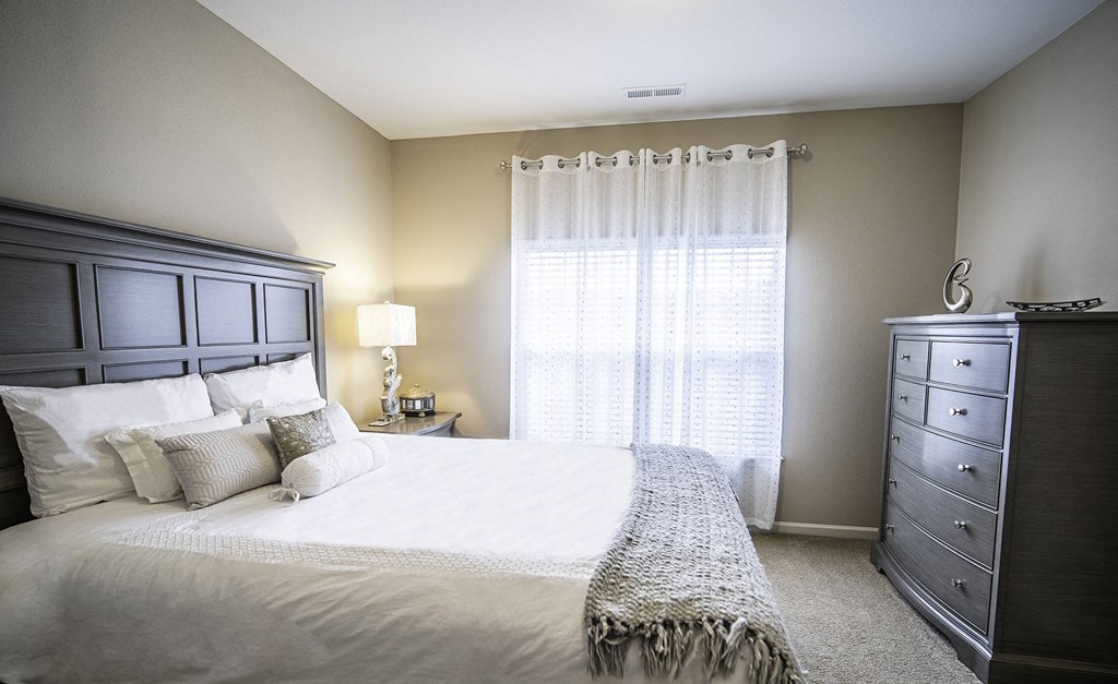 Vintage Creekwood Park bedroom