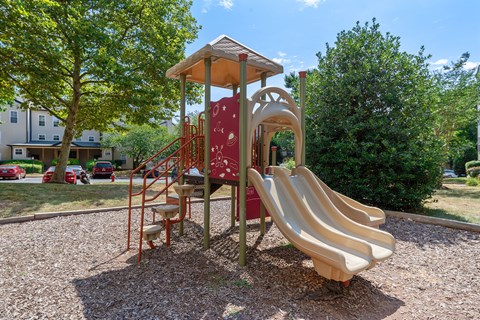 reserve-at-regency-park-playground