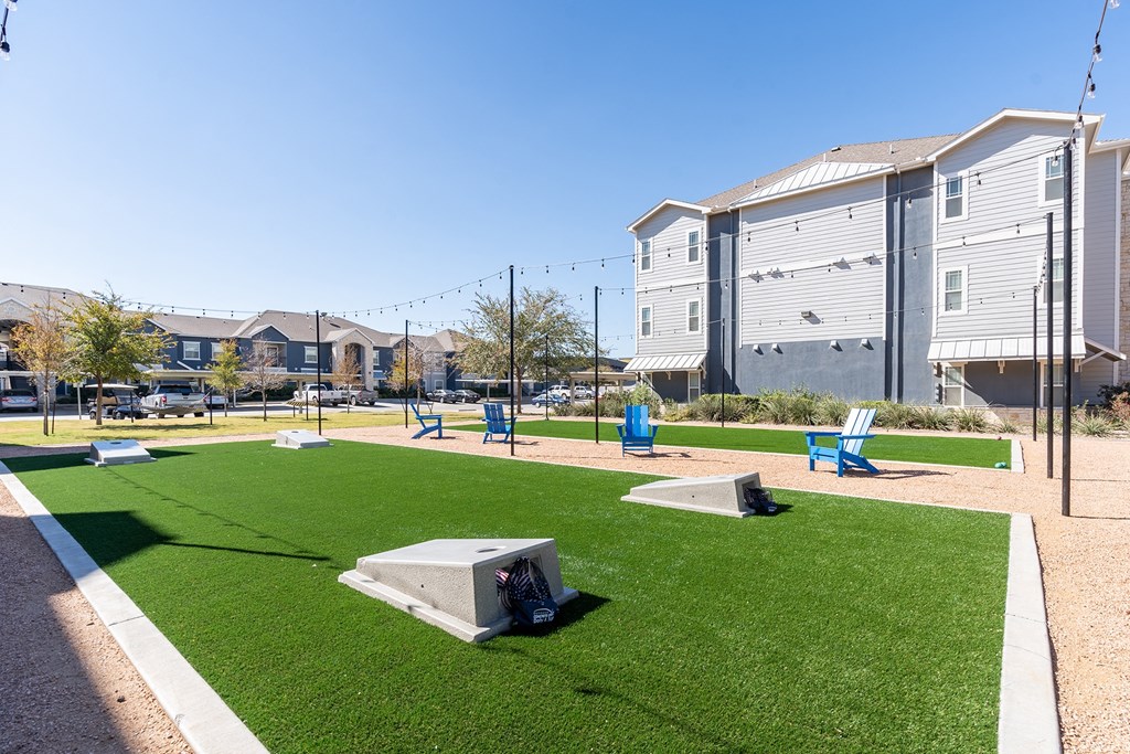 Sun Porch Courtyard at Residence at Midland, Midland, 79706