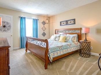 sherwood-station-bedroom - Photo Gallery 3