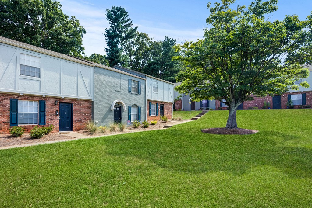 sherwood-station-exterior