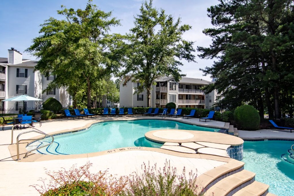 Sutter Lake Apartments Pool