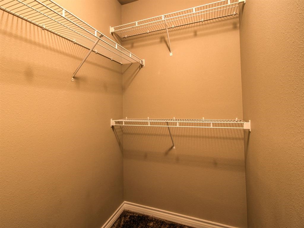 Cedar-Point-closet