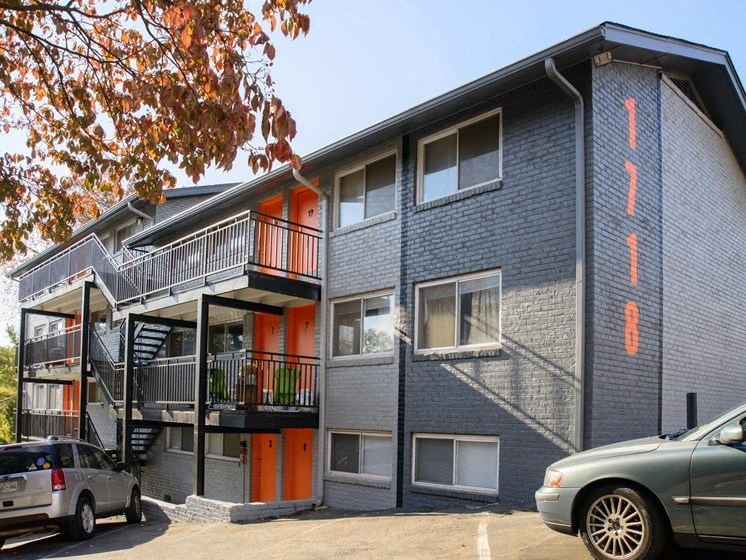 Highland Clinch Building