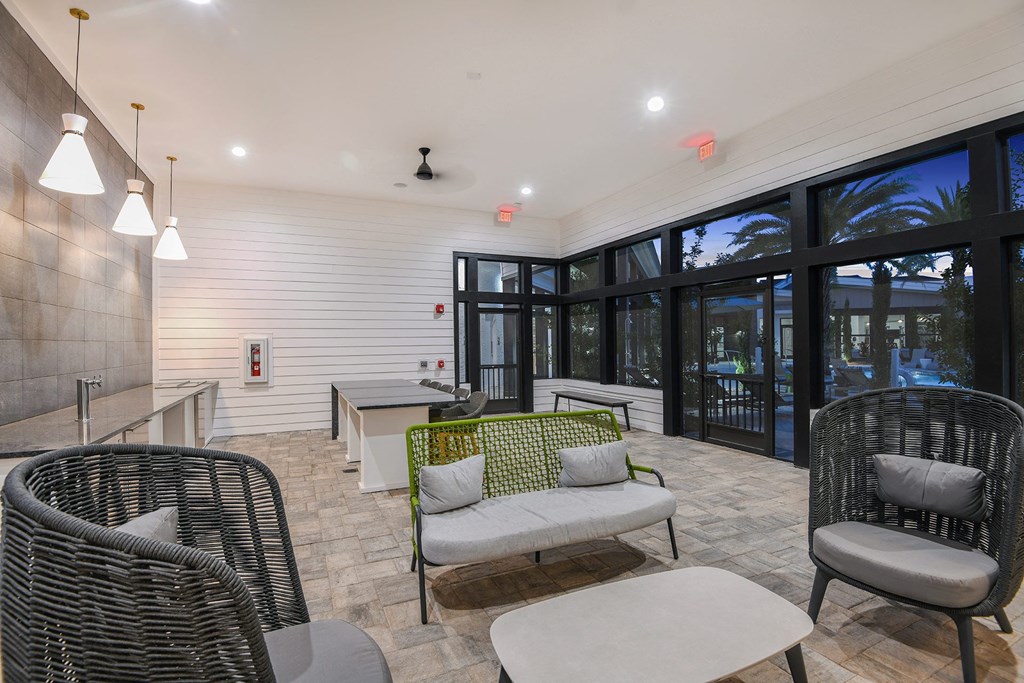 the reserve at bucklin hill leasing office patio