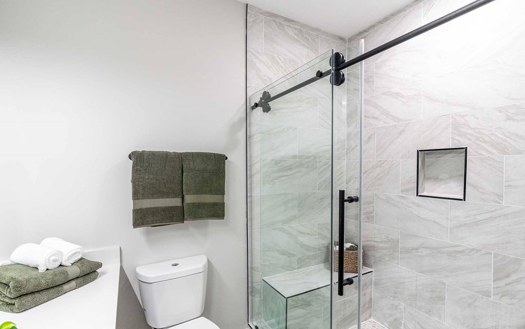 The Reserve At Meadowmont Apartments And Townhomes