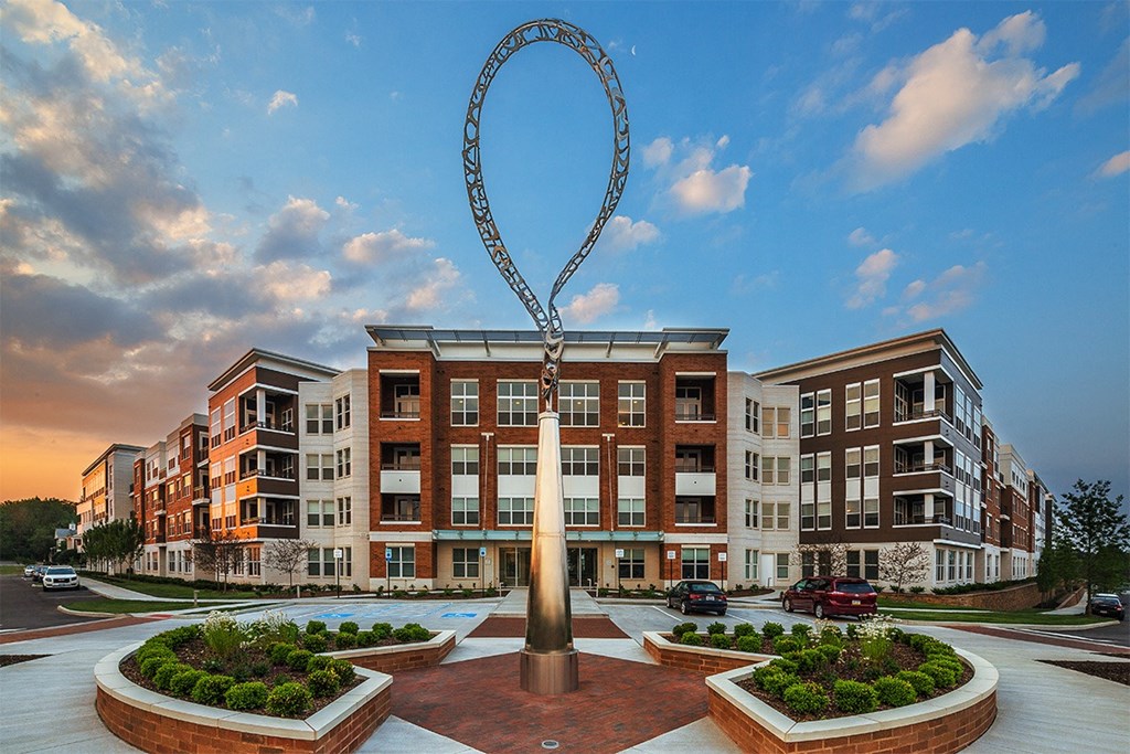 the vue beachwood exterior of building