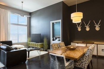 the vue beachwood living room and dining area - Photo Gallery 3