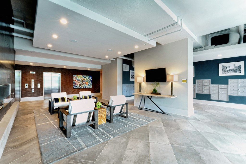 the preserve at ballantyne commons conference room with table and chairs