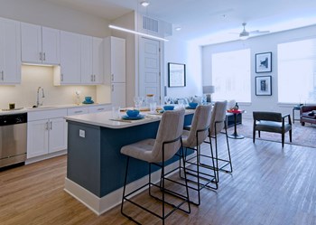 the rise kitchen