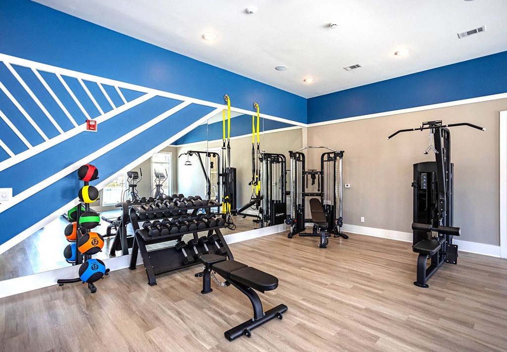 the gym at the apartments at diamond ridge in baltimore, md