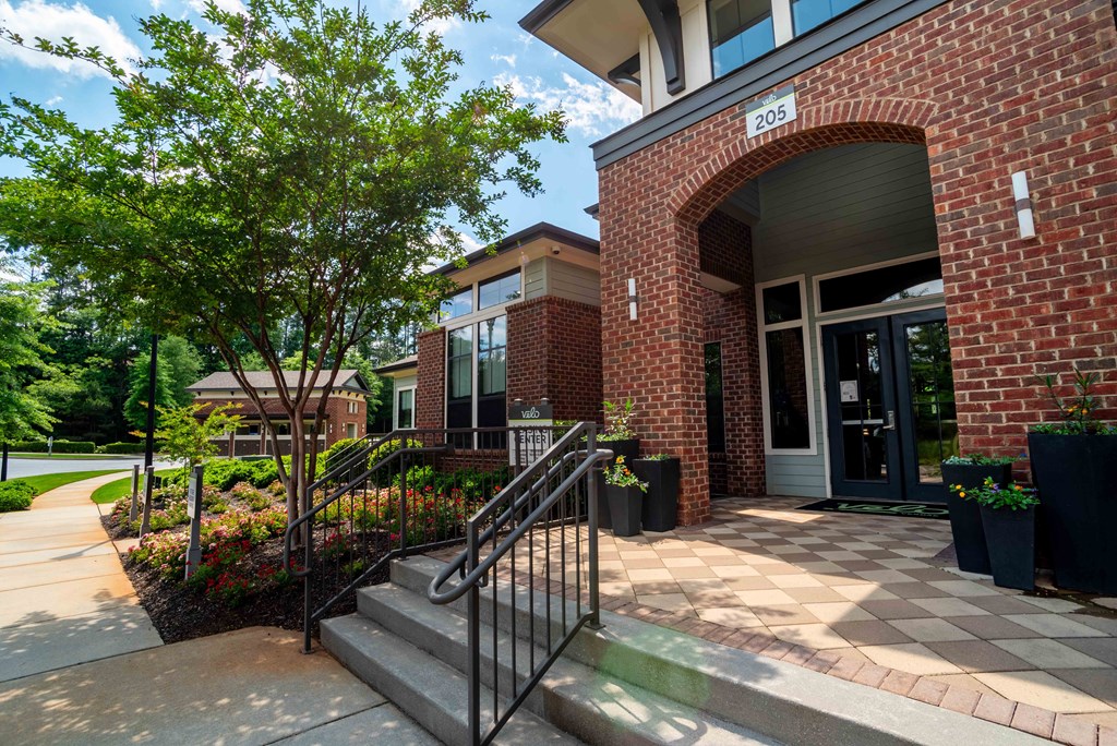 the building in which the hotel is located