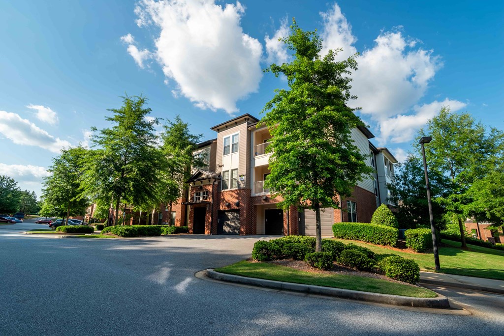 exterior view of the residences at city center apartments