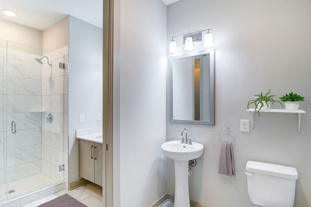 VENUE BROOKWOOD BATHROOM