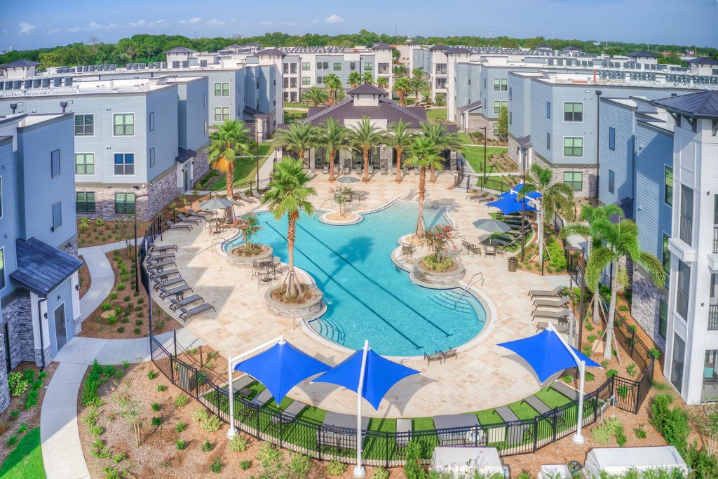 Vintage Winter Park Pool