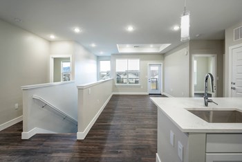 4555 Fallon St. 1-3 Beds Apartment for Rent - Photo Gallery 5