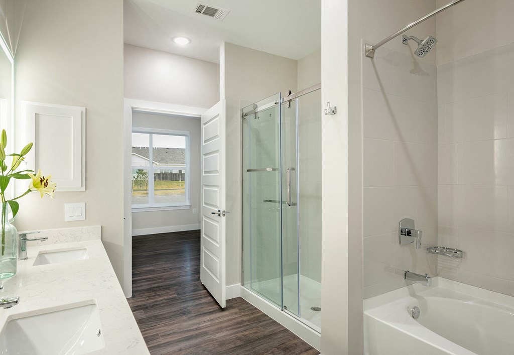 Icon Apartment Homes At Ferguson Farm