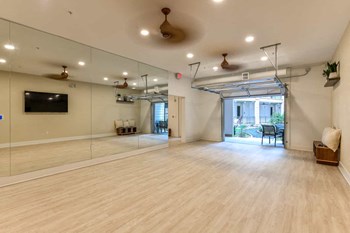 Arlo Decatur Yoga Room - Photo Gallery 12