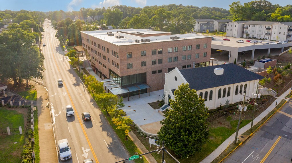 One Hundred Prince  Apts