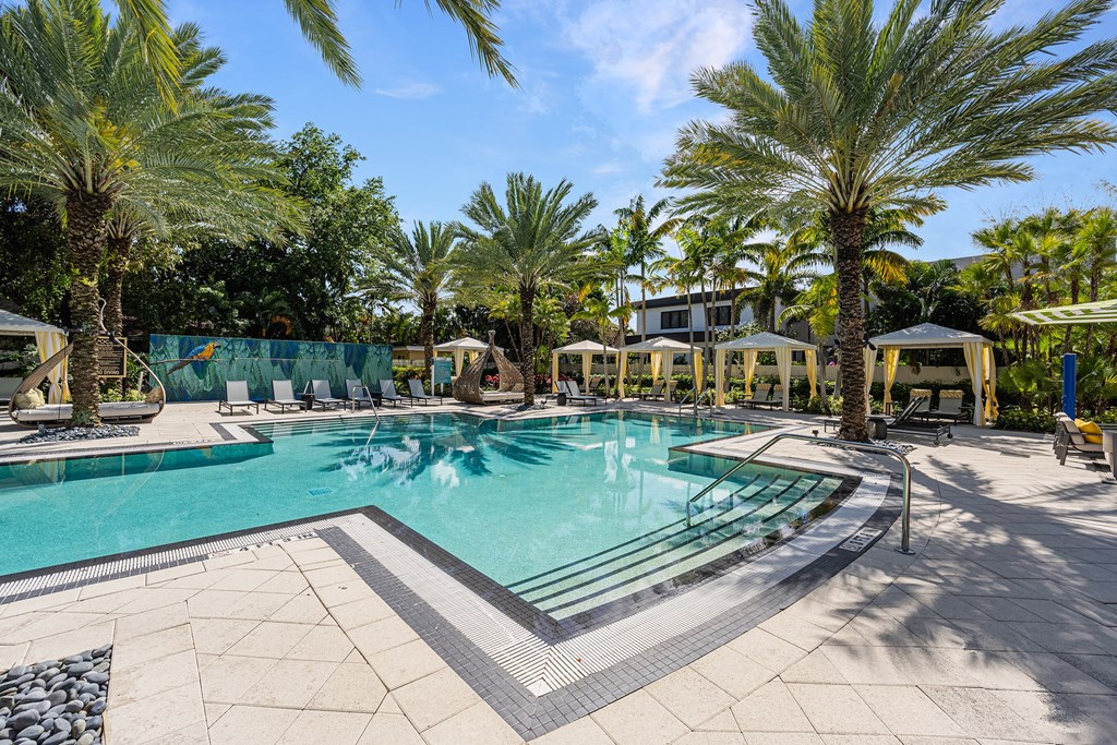 the swimming pool at the resort at longboat key club
