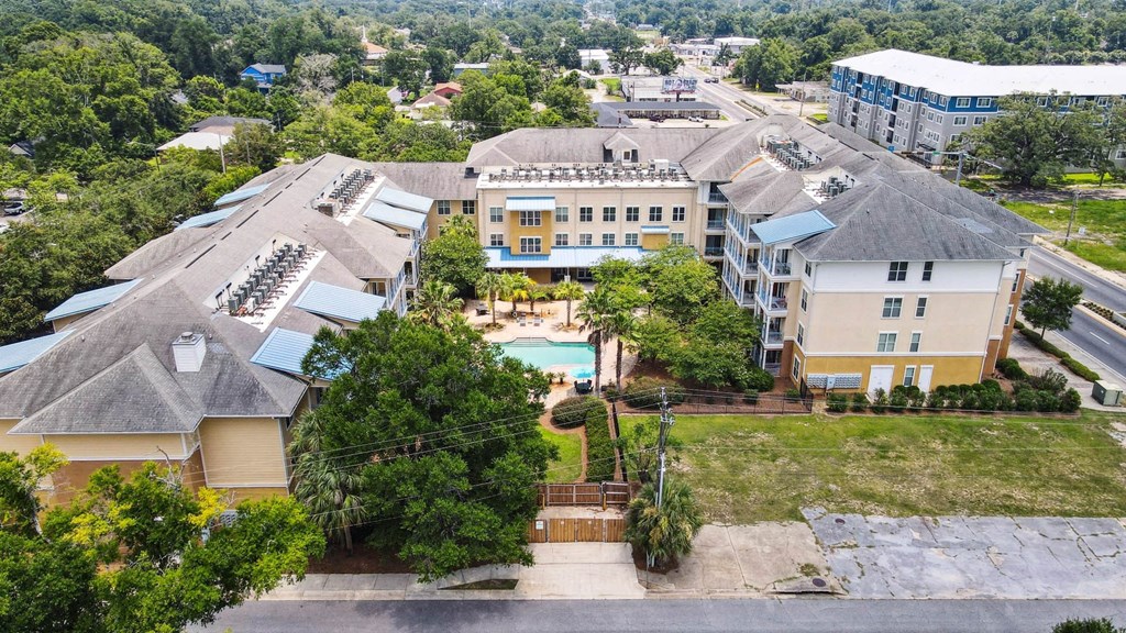 a birds eye view of the resort apartments