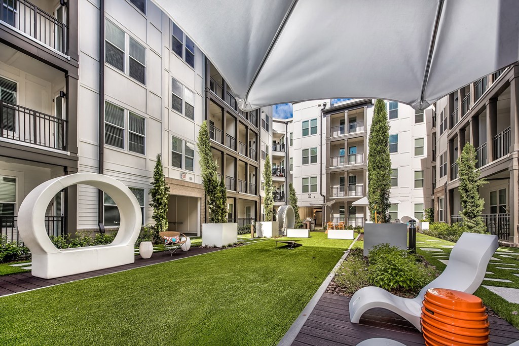 Havana Square Apartments